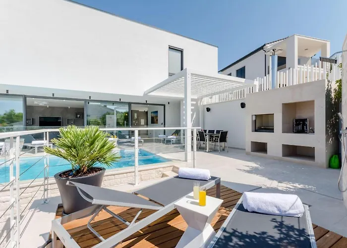 וילה Luxury Vitae סוטיבאן