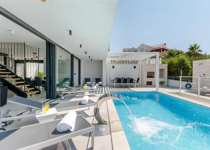 Luxury Vitae * סוטיבאן