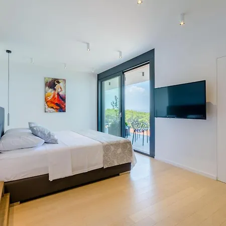 Luxury Vitae Vila Sutivan