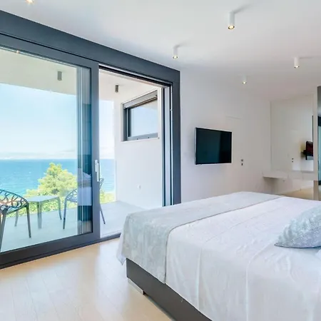 Luxury Vitae Villa