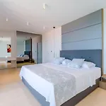 Willa Luxury Vitae Sutivan
