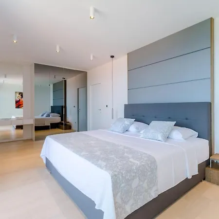 Villa Luxury Vitae Sutivan